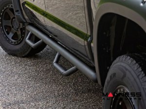 Toyota Tundra Side Steps - Nerf Steps - Rough Country - Crewmax - 5'7" Bed